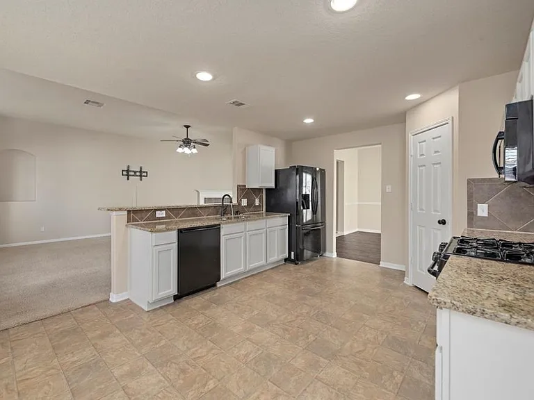 19218 Dawntreader Dr — Photo 11