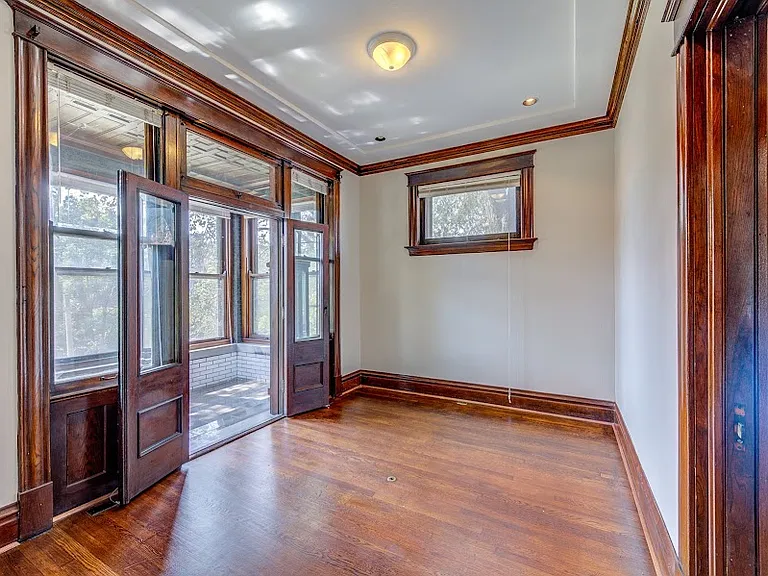 5779 Pershing Ave — Photo 14