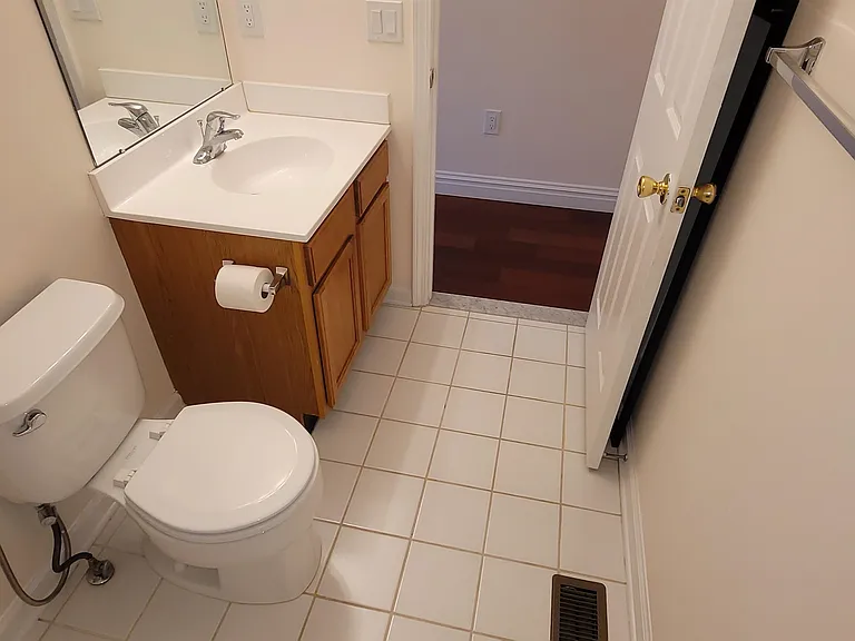 9 McMartin Ct — Photo 12