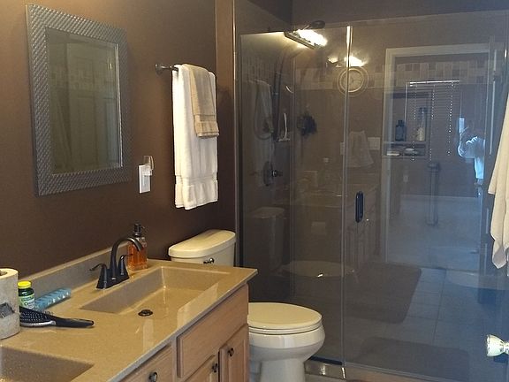 4th image of 10537 Medinah Dr