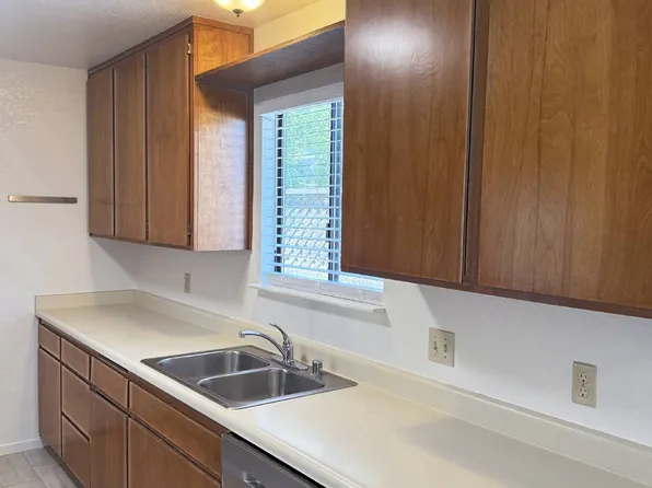 249 W Macarthur St, Sonoma, CA 95476