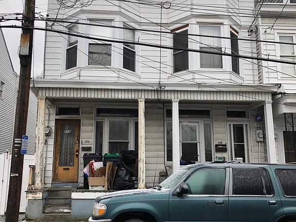 2nd image of 216 E Pine St