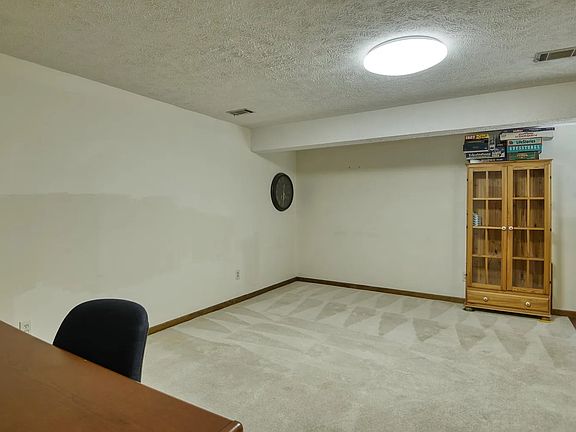5th image of 7408 Pasadena Cir