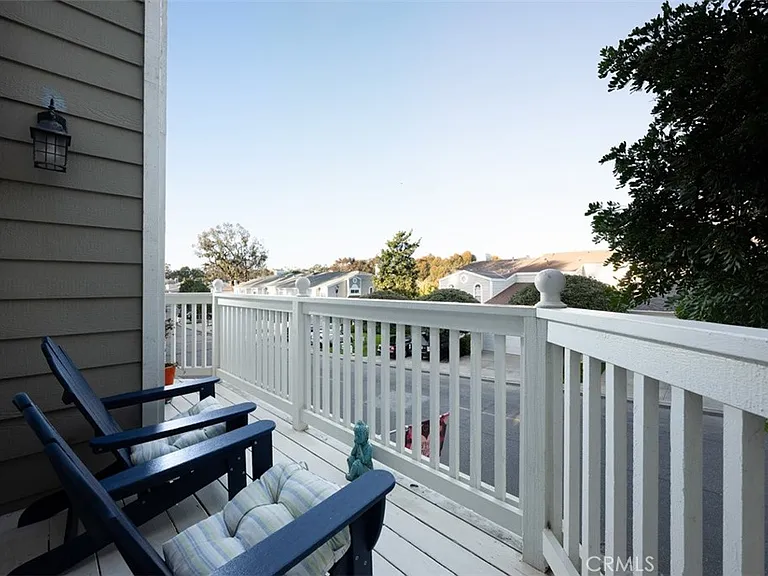 33255 Ocean Rdg — Photo 27