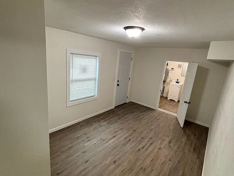 314 W Insley Ave — Photo 7