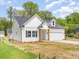 402 Walker St, Kannapolis, NC 28081