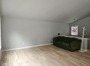 12030 25th Ave NE FLOOR 1, Seattle, WA 98125