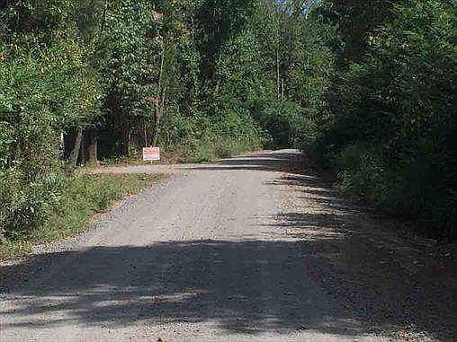 2nd image of 2825 Pleasant Grove Loop