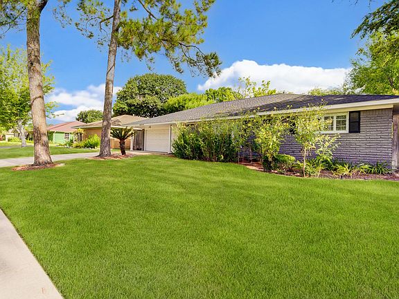 3rd image of 5014 Briarbend Dr