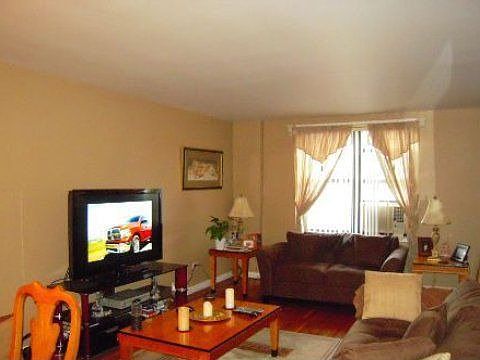 1st image of 6730 Dartmouth St APT 6A