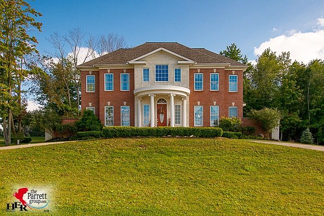 1st image of 100 Fox Den Ct