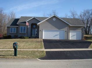7561 Brookes Way Ln, Cherry Valley, IL 61016