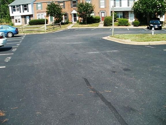 2nd image of 4932 Finnegan Ct