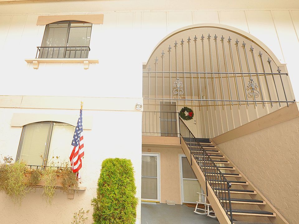 1st image of 12527 NE 117th Pl APT F2
