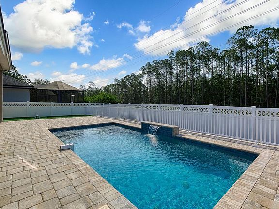 3rd image of 180 Ellsworth Cir