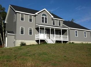 4 Castle Cir, Dudley, MA 01571