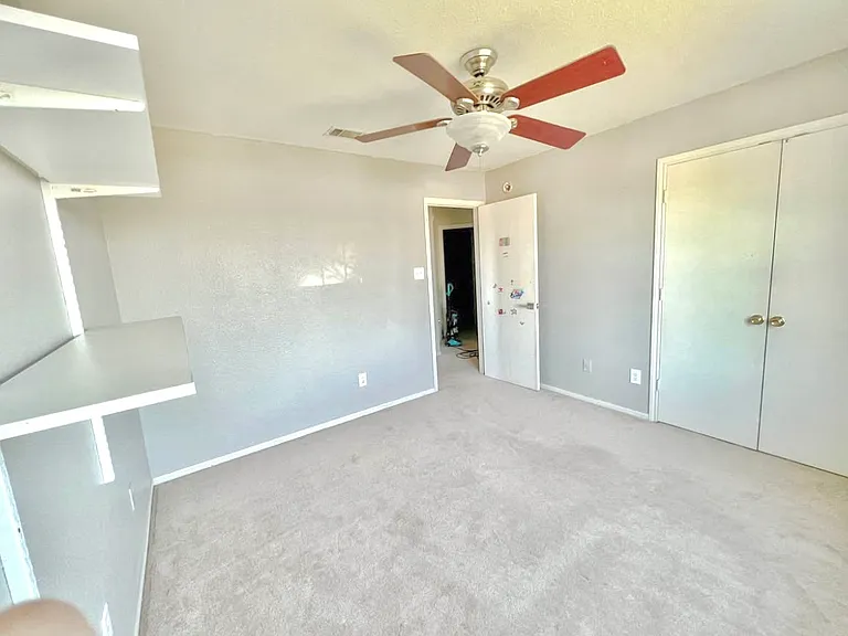2702 Verbena Loop — Photo 19