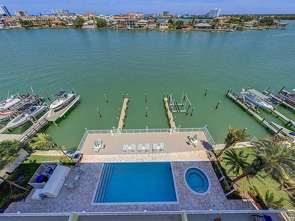 2nd image of 706 Bayway Blvd #602