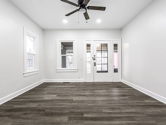 5th image of 837 N Parker Ave