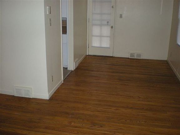 living room / dining room