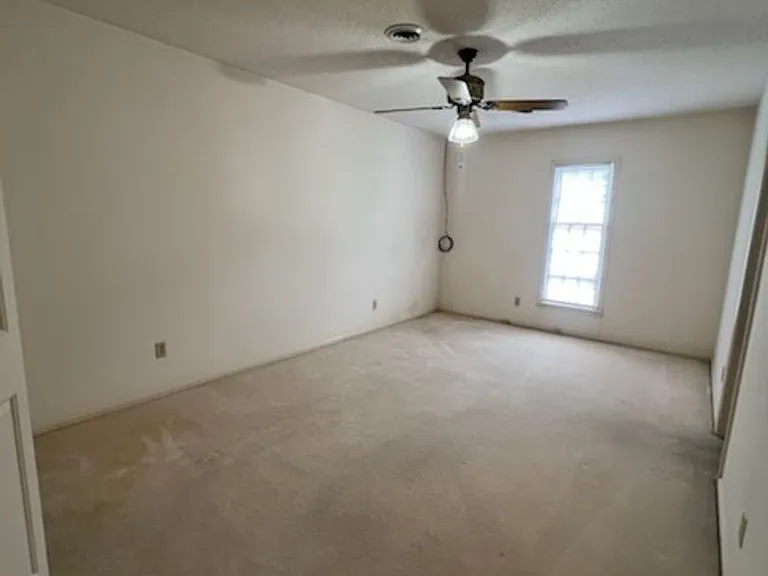 417 N Ebenezer Rd — Photo 15