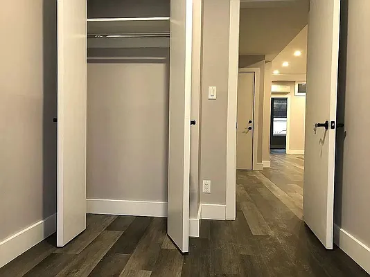 Rented by Yup Realty LLC | media 21