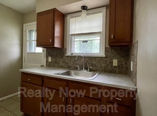 3315 Sutton Rd, Shaker Heights, OH 44120