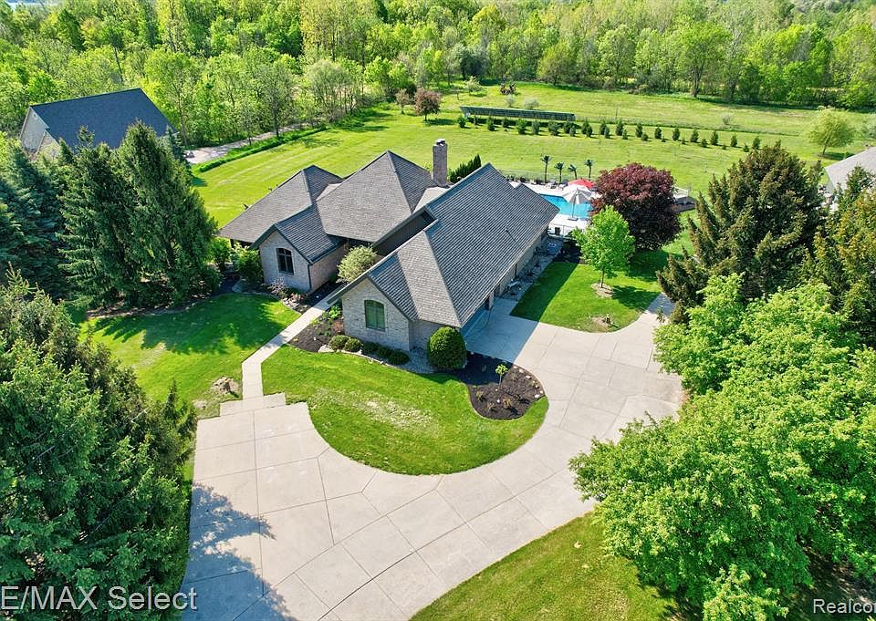 4521 E Rolston Rd, Linden, MI 48451 Zillow