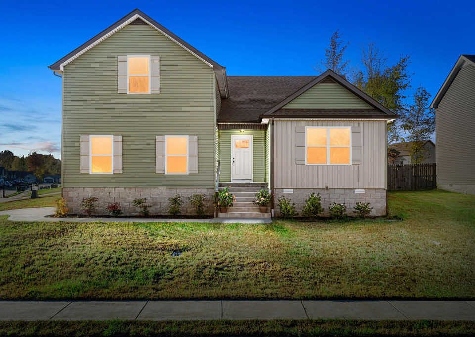 1st image of 501 Sourwood Dr