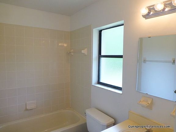 5th image of 11540 SE 129th Pl
