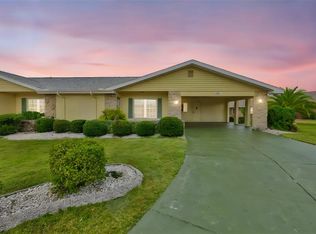 1007 Strawpocket Pl, Sun City Center, FL 33573