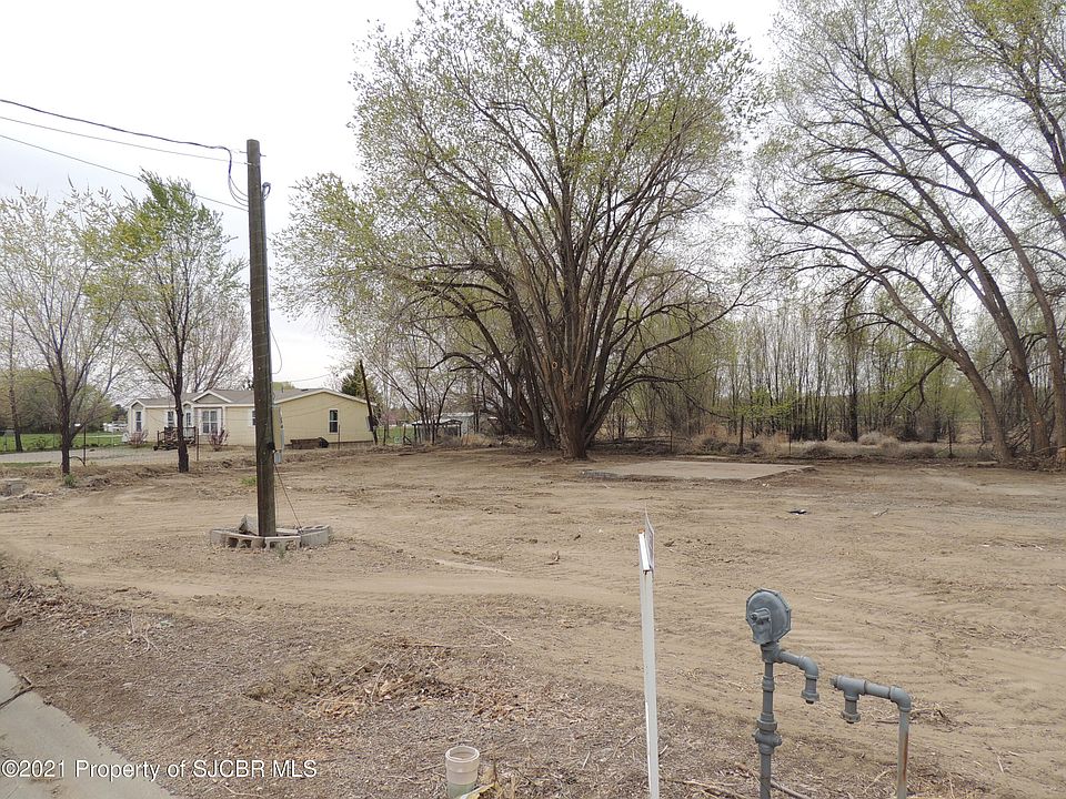 2nd image of 1209 Mitchell Ln