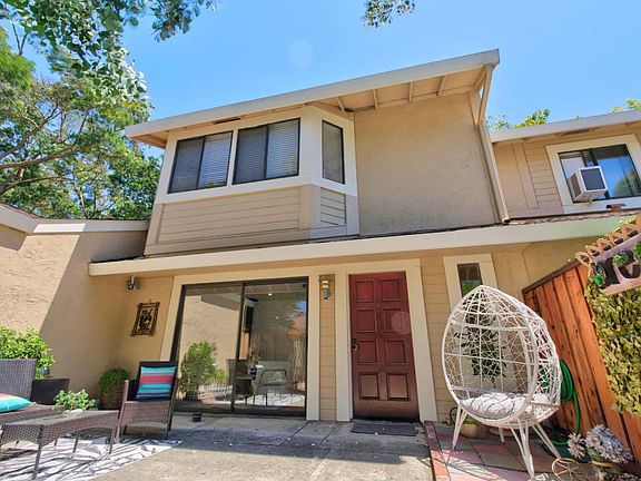 3rd image of 7642 Arbor Creek Cir