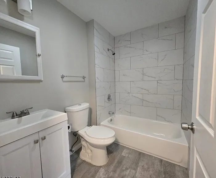7 Hudson St #2 — Photo 6