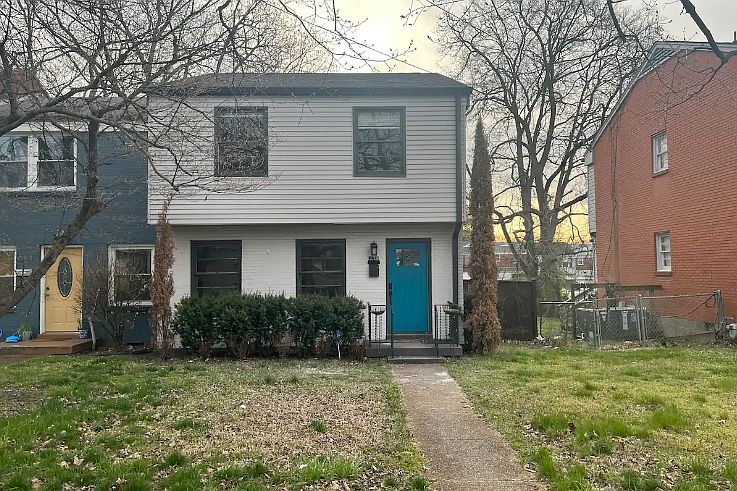 1st image of 639 Lischey Ave
