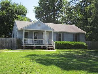 1st image of 1900 Knotty Way Dr