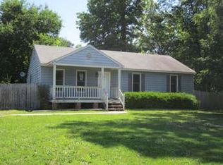 1900 Knotty Way Dr, Glen Allen, VA 23060