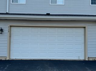 715 Morris Ct, Lakemoor, IL 60051