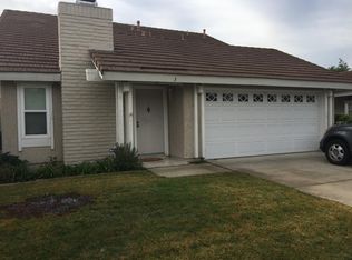 3 Poinsettia, Irvine, CA 92604