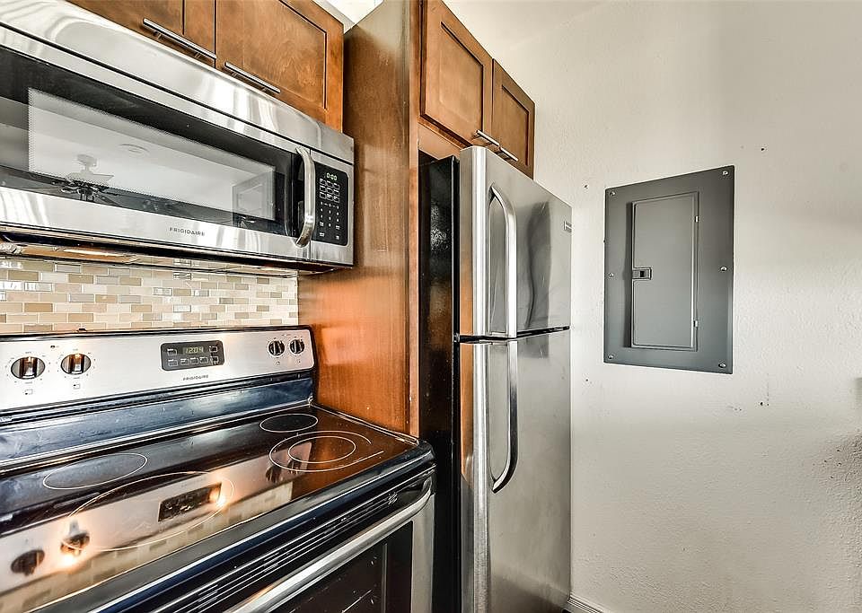 1st image of 8180 Lemmon Ave APT 104