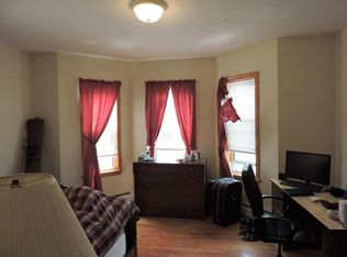 16 Oakland St, Cambridge, MA 02139