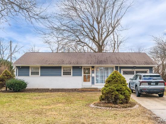 2012 Clark Ave, Granite City, IL 62040