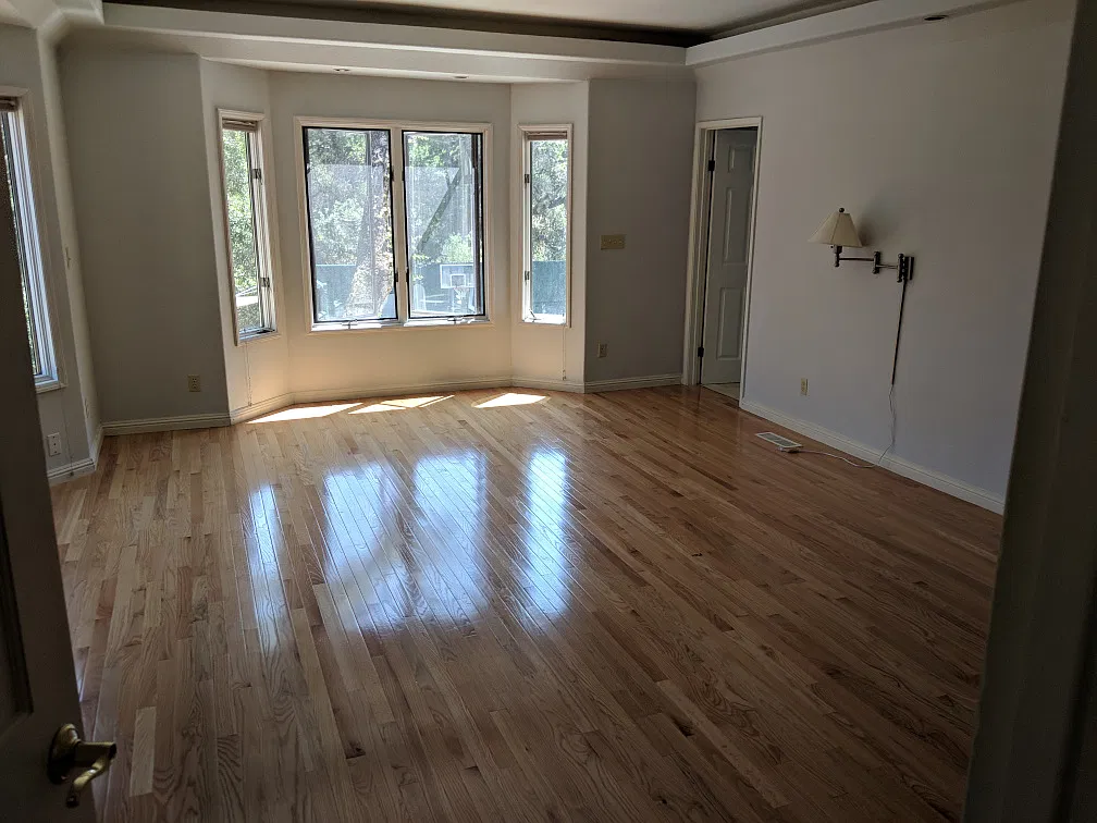 2 bed, 1800 sqft, $4,900 — Photo 1