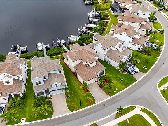 5th image of 1074 SEAGRAPE DRIVE