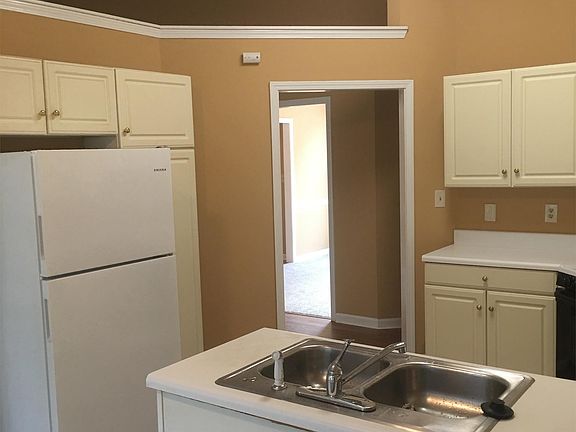 5th image of 2580 Avalon Pl