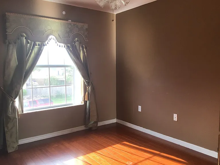410 Bloomfield Dr — Photo 22