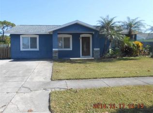 12433 Cumberland Dr, Largo, FL 33773