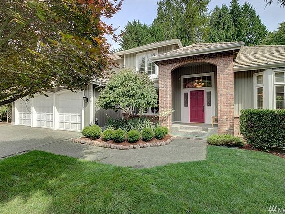5th image of 22218 NE 19th St