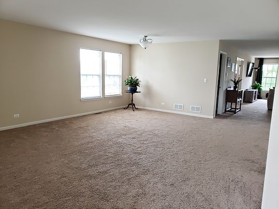 5th image of 1415 Kennedy Dr