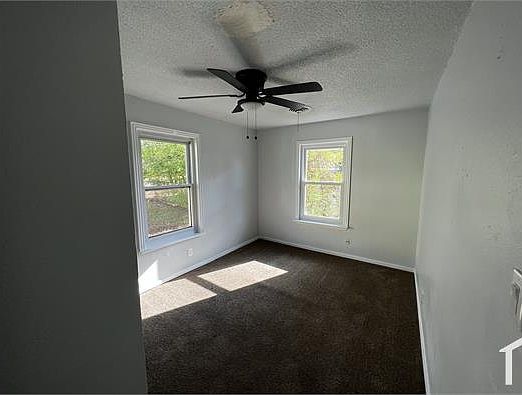 5th image of 107 E Dean Ave